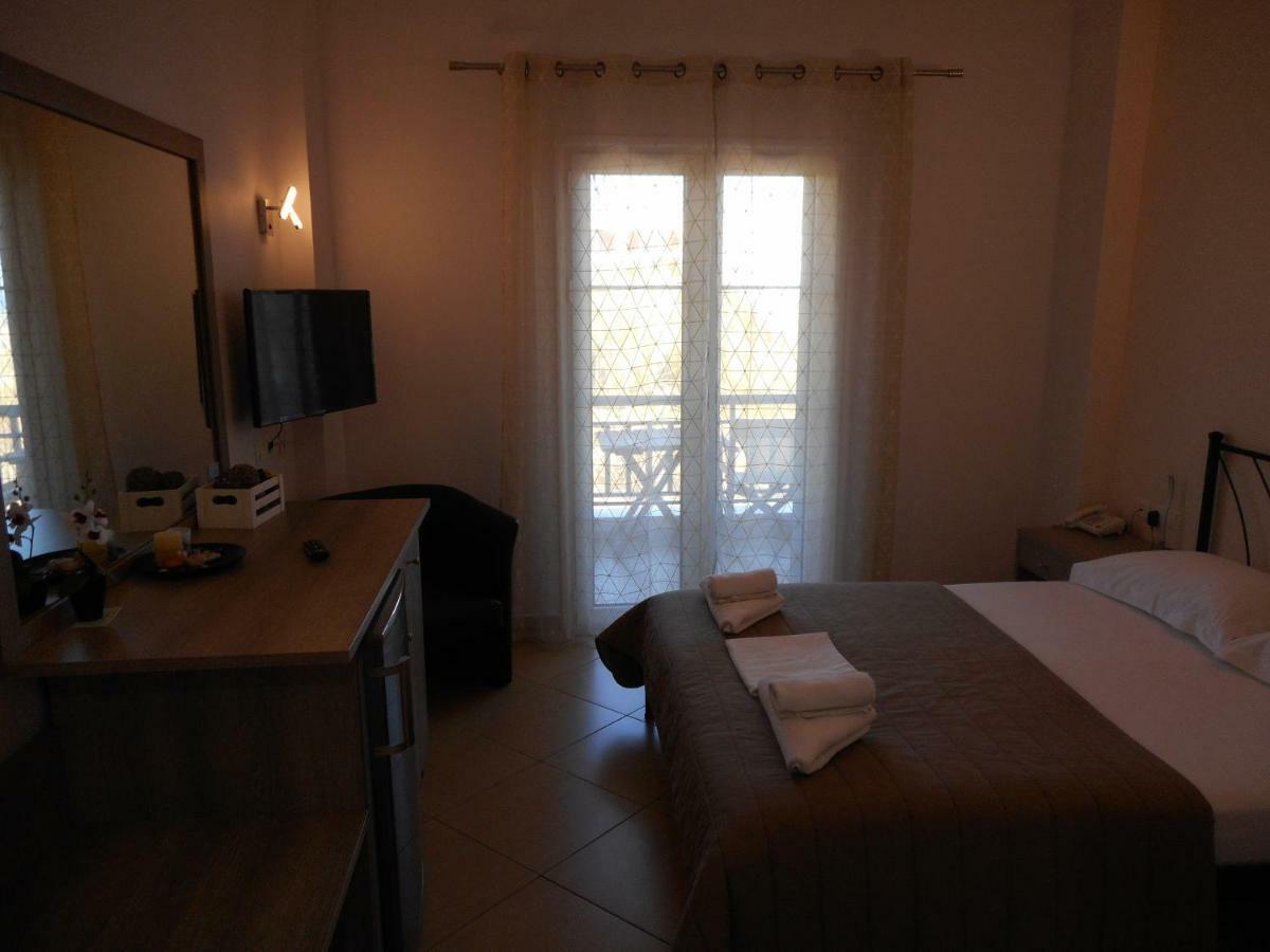 Anesis Hotel Agia Pelagia  外观 照片